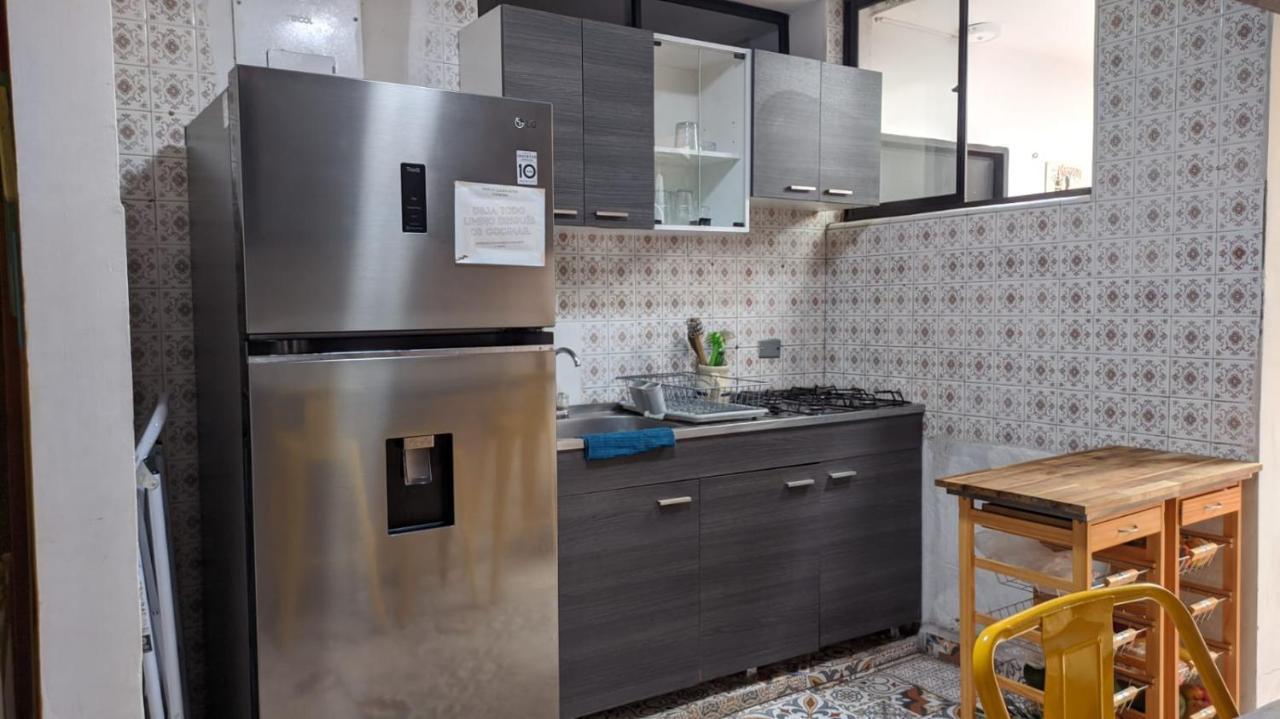 Хостел Casa Tuvia Parque Медельїн Екстер'єр фото